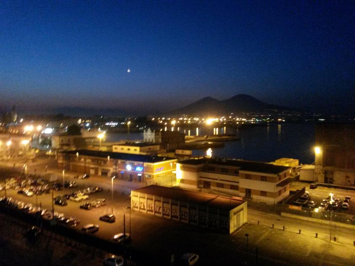 Апартаменты Molo 33 Napoli Экстерьер фото